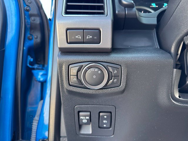 Used 2019 Ford F150 XLT w/ Equipment Group 302A Luxury AWD/4WD image 17