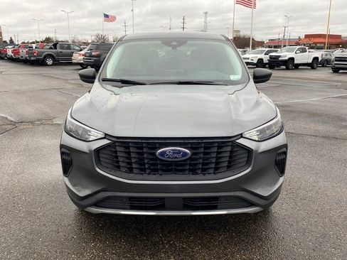 Used 2023 Ford Escape Active image 2