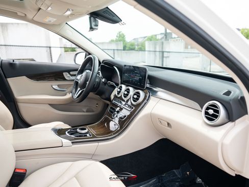 Used 2021 Mercedes-Benz C 300 Sedan w/ Premium Package image 11