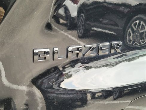 Used 2025 Chevrolet Blazer RS image 17
