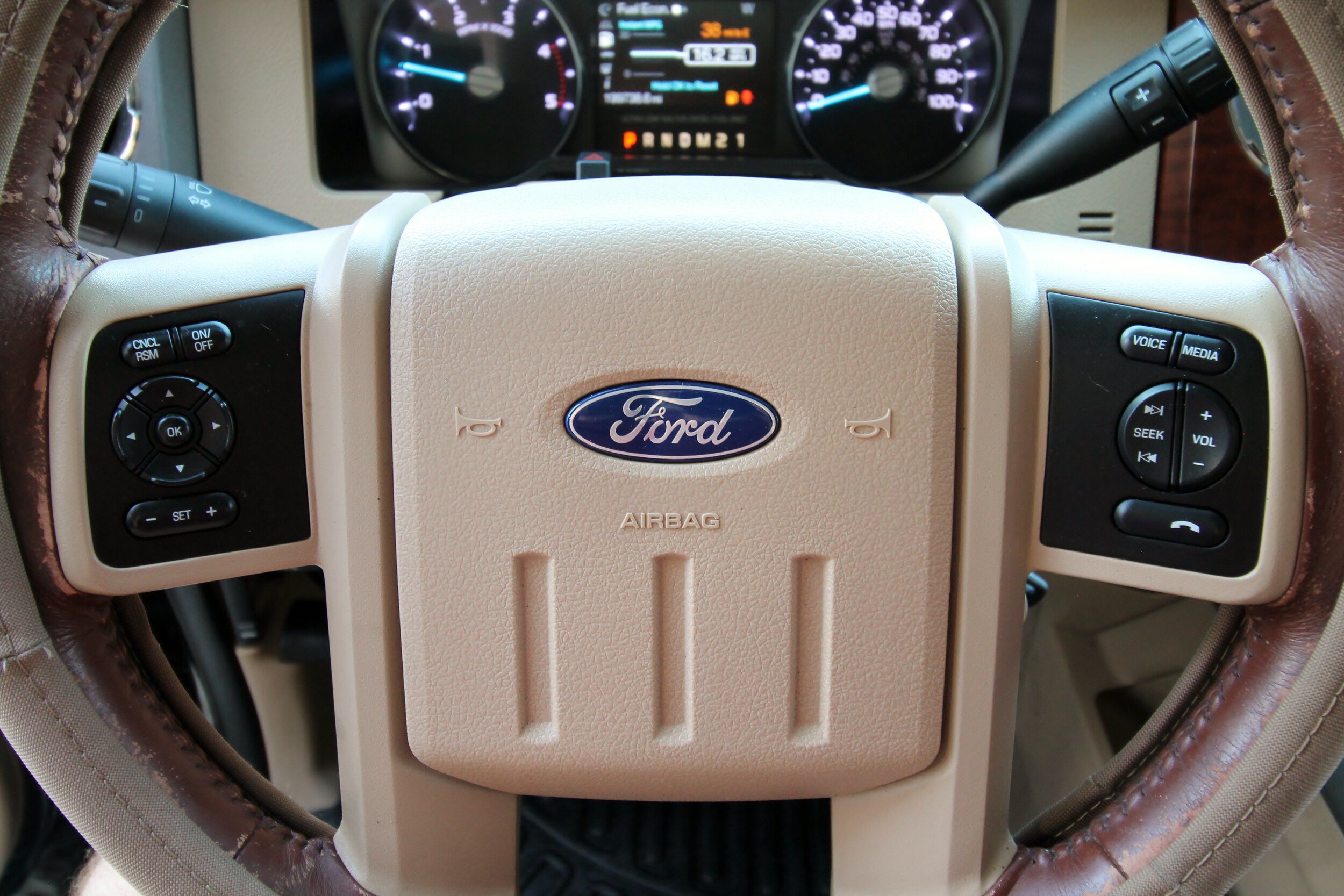 Used 2012 Ford F250 King Ranch w/ King Ranch w/Chrome Pkg AWD/4WD image 27