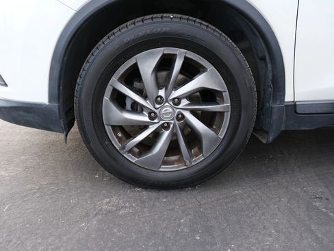 Used 2015 Nissan Rogue SL image 11