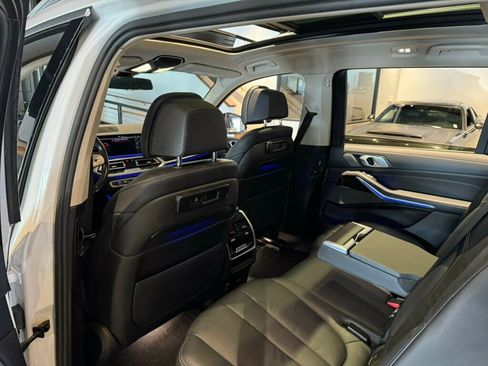 Used 2020 BMW X7 xDrive40i w/ Premium Package image 23