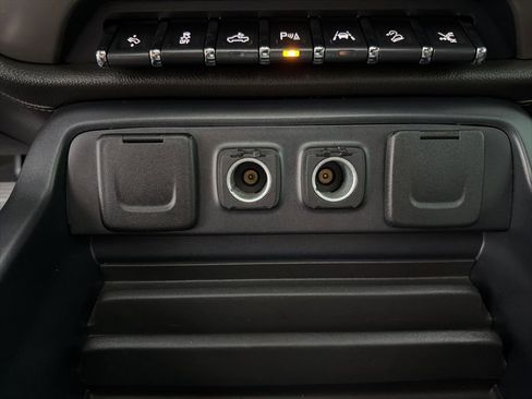 Used 2016 GMC Sierra 1500 Denali w/ Denali Ultimate Package image 42