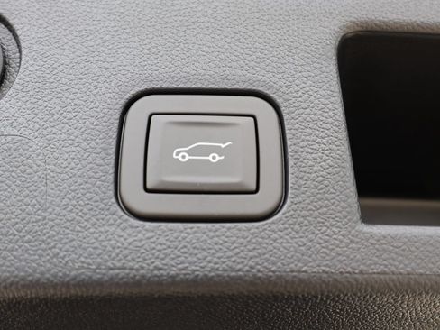 New 2026 Chevrolet Equinox LT w/ Convenience Package II AWD/4WD image 31