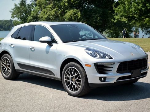 Used 2015 Porsche Macan S AWD/4WD image 12