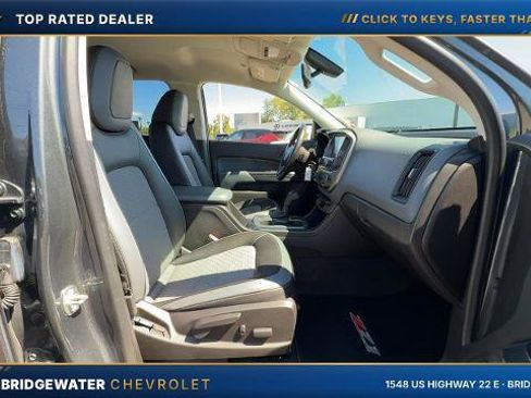 Used 2017 Chevrolet Colorado Z71 AWD/4WD image 17