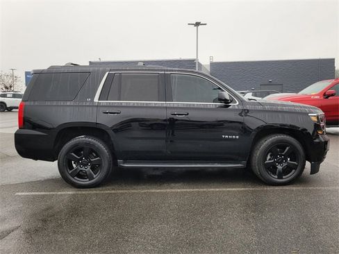 Used 2018 Chevrolet Tahoe LT w/ Luxury Package image 2