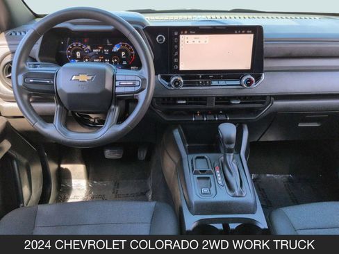 Used 2024 Chevrolet Colorado W/T image 13