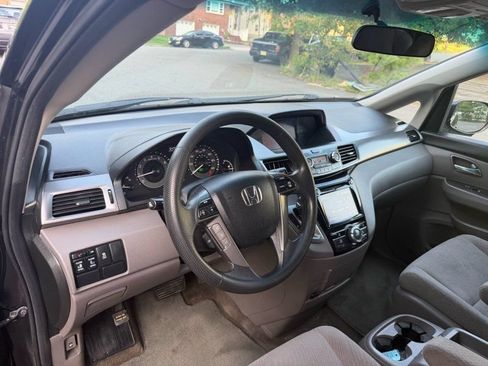 Used 2014 Honda Odyssey EX image 12