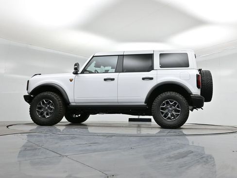 New 2025 Ford Bronco Badlands image 53
