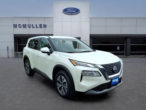 Used 2023 Nissan Rogue SV AWD/4WD image 3