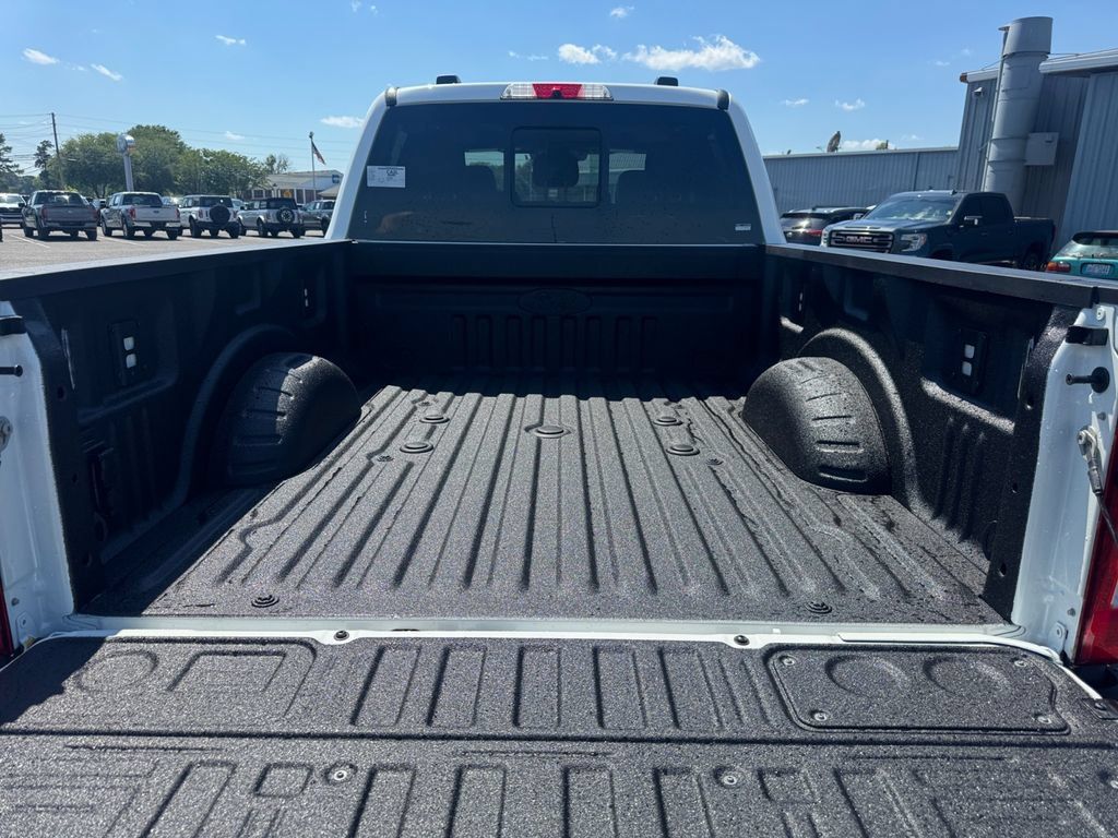 New 2026 Ford F350 King Ranch w/ Chrome Package AWD/4WD image 21