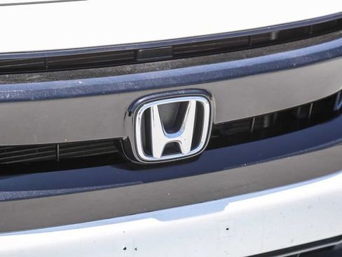 Used 2019 Honda Civic Sport image 14