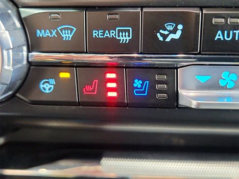 Used 2023 Ford F150 Lariat w/ Equipment Group 502A High image 37