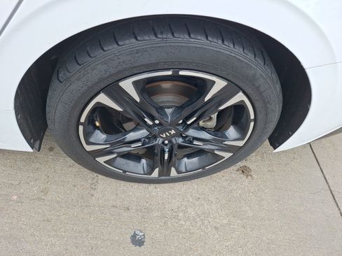 Used 2021 Kia K5 GT-Line image 11