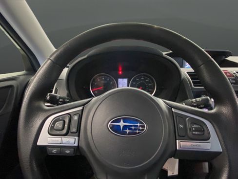 Used 2018 Subaru Forester 2.5i Premium w/ All-Weather Package AWD/4WD image 16