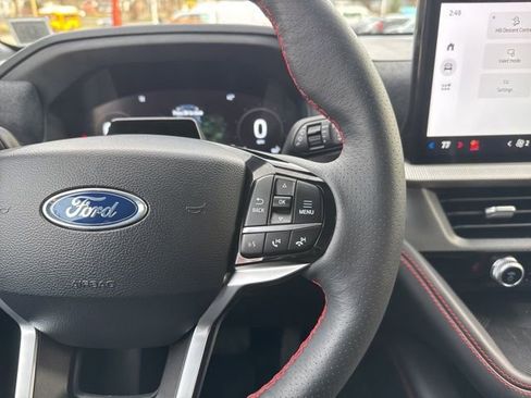 Certified 2025 Ford Explorer ST-Line image 25