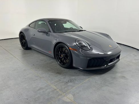 Certified 2026 Porsche 911 Carrera GTS RWD image 9