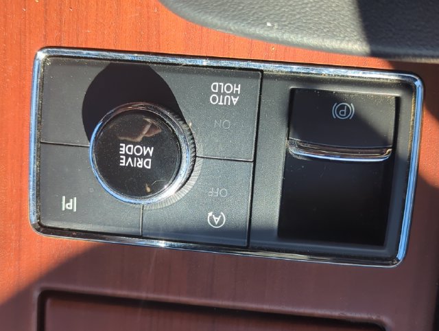 Used 2023 Lincoln Navigator L Reserve AWD/4WD image 41
