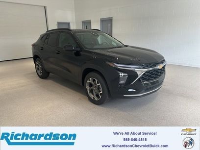 Used 2025 Chevrolet Trax LT w/ Driver Confidence Package