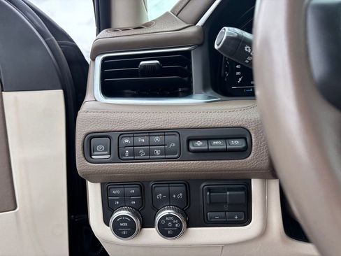 Used 2022 GMC Yukon XL Denali w/ Max Trailering Package AWD/4WD image 23