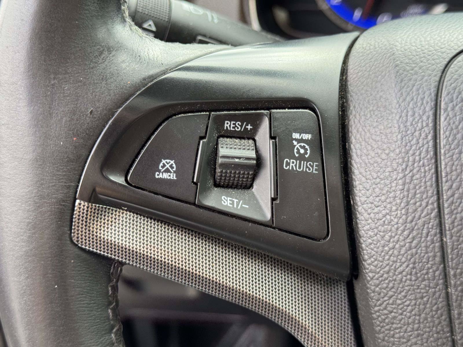 Used 2016 Chevrolet Trax LTZ AWD/4WD image 18