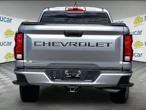 Used 2024 Chevrolet Colorado LT w/ LT Convenience Package AWD/4WD image 5
