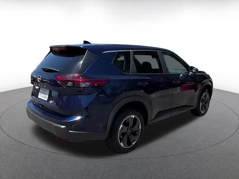 Used 2025 Nissan Rogue SV FWD image 15