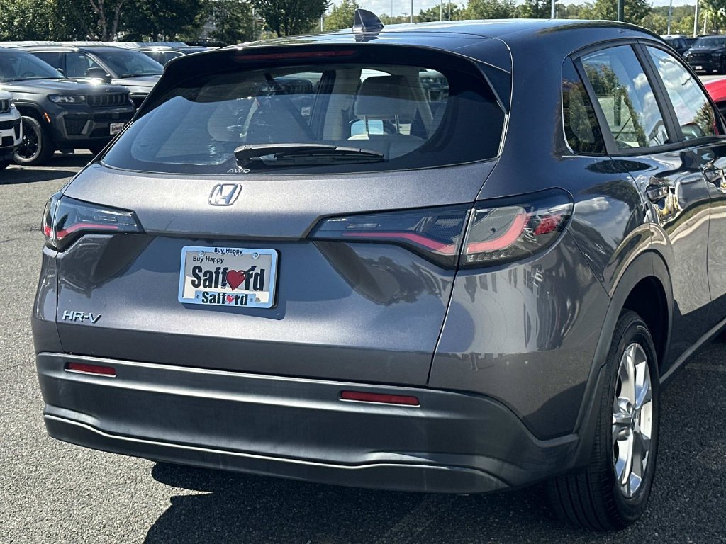 Used 2023 Honda HR-V LX image 11