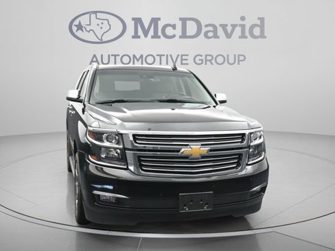 Used 2020 Chevrolet Tahoe Premier RWD image 2