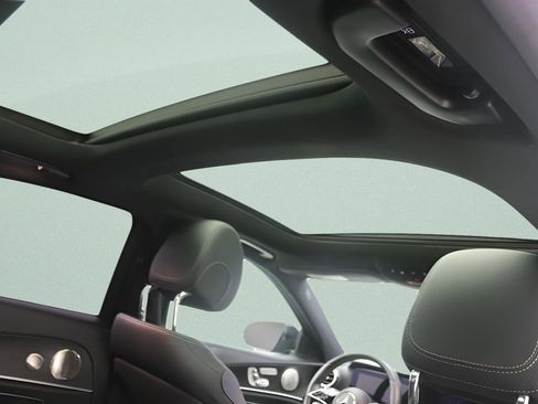 Certified 2022 Mercedes-Benz E 350 Sedan image 24