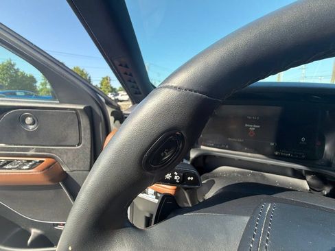 Used 2023 Lincoln Aviator Reserve w/ Equipment Group 201A AWD/4WD image 46