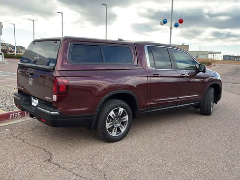 Certified 2018 Honda Ridgeline RTL-T image 6