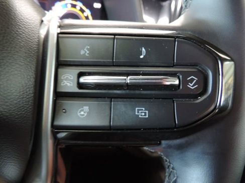 Certified 2025 Chevrolet Colorado Trail Boss AWD/4WD image 27