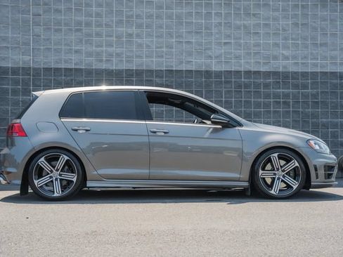 Used 2017 Volkswagen Golf R 4-Door AWD/4WD image 4