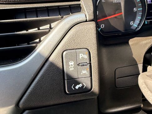Used 2019 Chevrolet Tahoe LT AWD/4WD image 9