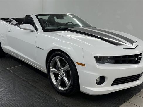 Used 2013 Chevrolet Camaro SS w/ RS Package image 39