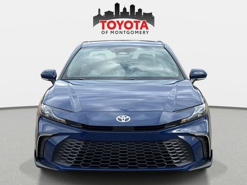 New 2026 Toyota Camry SE image 8