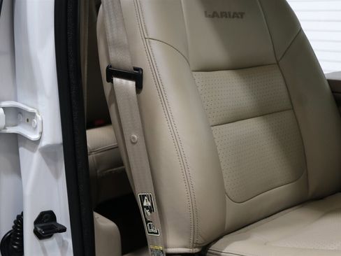 Used 2001 Ford F350 Lariat image 73