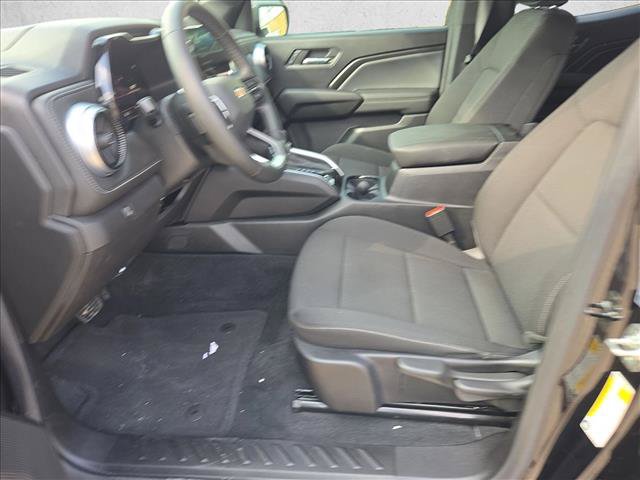 Used 2024 Chevrolet Colorado LT w/ LT Convenience Package RWD image 15