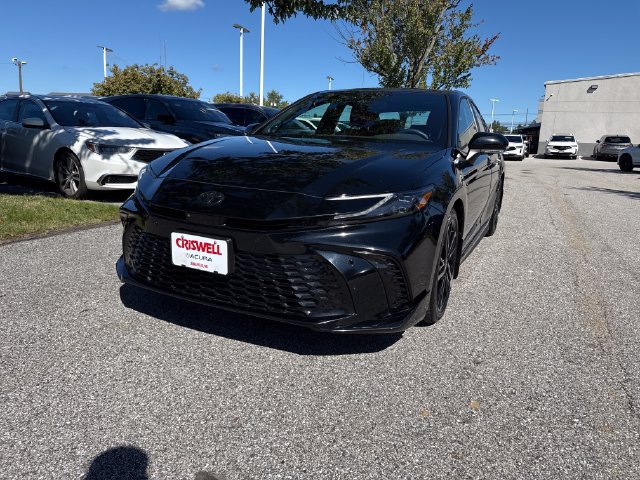 Used 2025 Toyota Camry XSE w/ Premium Plus Package FWD image 2