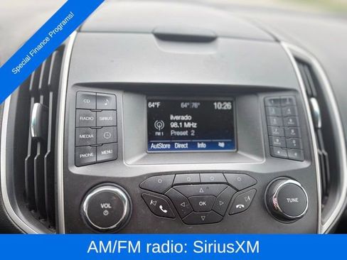 Used 2018 Ford Edge SEL image 18