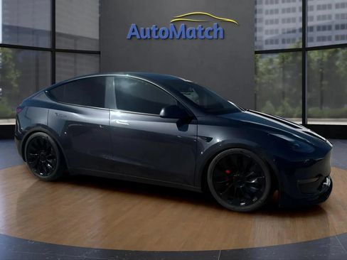 Used 2025 Tesla Model Y Performance AWD/4WD image 13