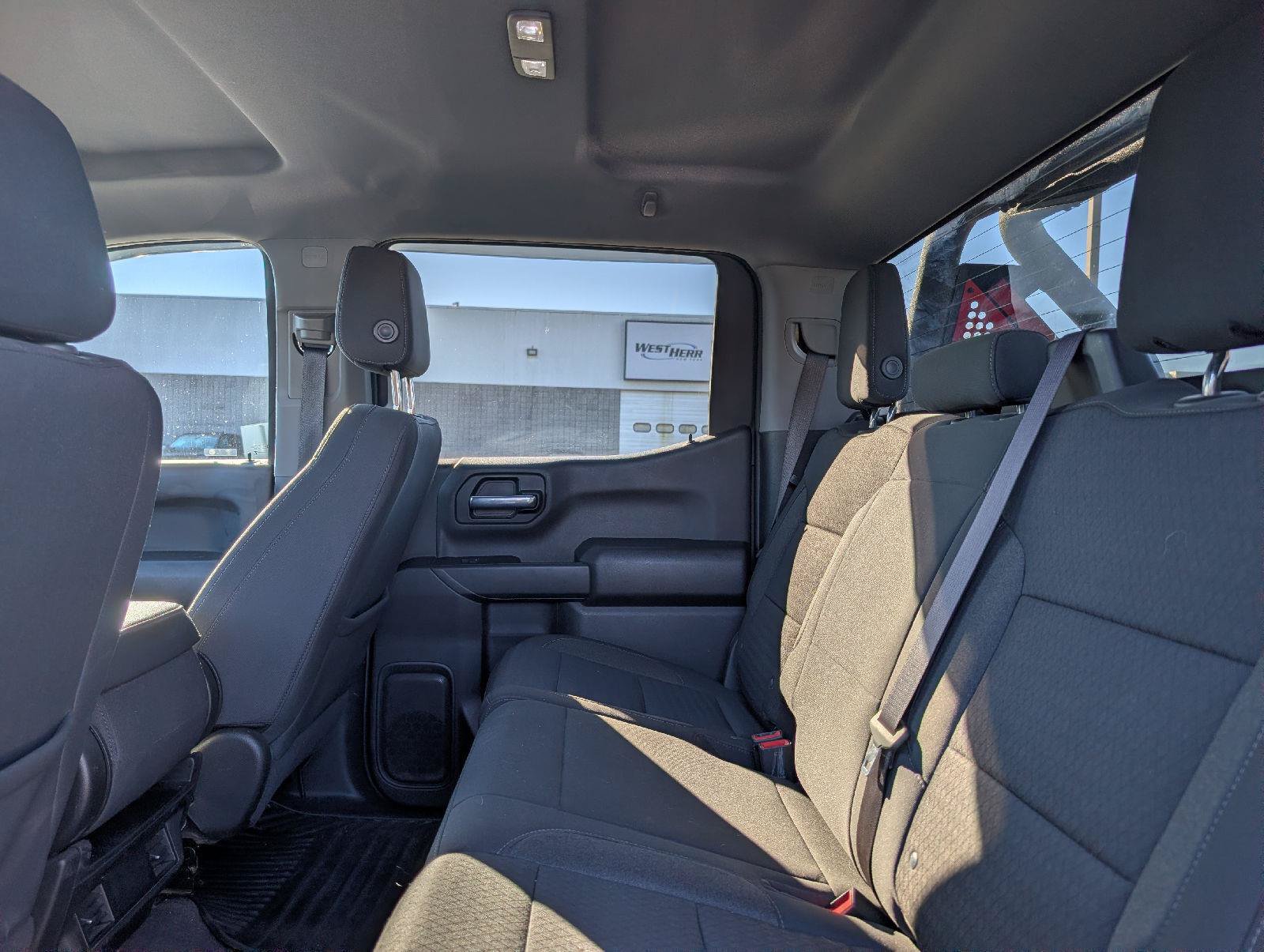Used 2023 Chevrolet Silverado 1500 Custom Trail Boss w/ LPO, Dark Essentials Package AWD/4WD image 13