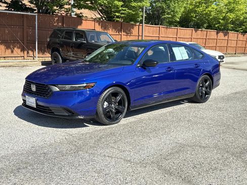 Certified 2025 Honda Accord Sport image 20