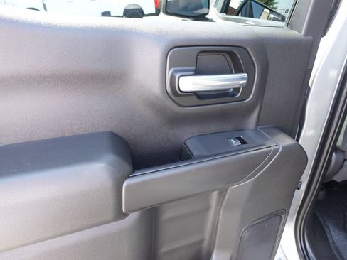 Used 2021 Chevrolet Silverado 1500 Custom AWD/4WD image 21