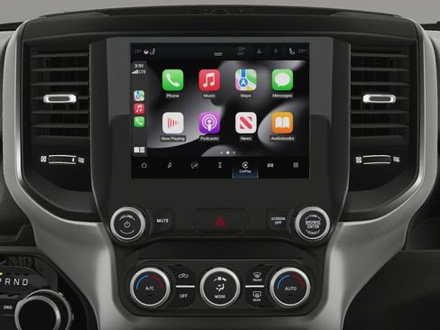 Used 2024 RAM 2500 Tradesman w/ Chrome Appearance Group image 23