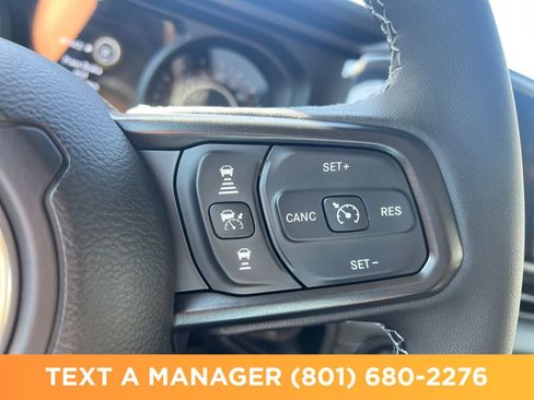New 2026 Jeep Wrangler Unlimited Rubicon AWD/4WD image 28