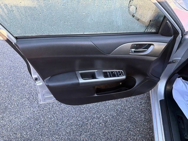 Used 2011 Subaru Impreza 2.5i Premium w/ PWR Moonroof Value Pkg AWD/4WD image 16